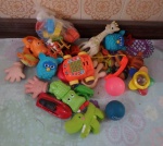 Lote com 22 brinquedos e tamanhos diversos.