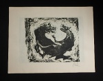 WALTER SOLON ROMEIRO - Xilogravura Original - Assinado a lápis CID - n.º 0033 - impressa em 1958 em bom estado - Med. 30cm x 40cm - - - Walter Solón nasceu em Uyuni , foi órfão em uma idade precoce e foi enviado ao internado Sacred Hearts da cidade de Sucre , onde o pintor Cecilio Guzmán de Rojas , em visita, reconheceu seu talento e ofereceu-lhe uma bolsa de estudo no Academia Nacional de Bellas Artes de Hernando Siles de La Paz .Em 1944, participou de uma exposição coletiva em Sucre e, em 1946, apresentou sua primeira exposição individual. 3 Viaja para o Chile em 1947 para estudar a técnica do fresco com a professora Laureano Ladrón de Guevara , em cuja oficina ele pinta seu primeiro mural chamado "Bolívia"; ele também estudou gravura com Marco A. Bontá e vitrais com Manuel Banderasen na Escola de Artes Aplicadas do Chile. Em 1948, expôs na sala de arte do Ministério da Educação do Chile 4 e ganhou o primeiro prémio honorífico para estrangeiros. 5 Em 1949, ele fez sua primeira janela de vitraisUniversidade Real Real e Pontifício São Francisco Xavier de Chuquisaca em Sucre. Em 1950, ele pintou seu primeiro afresco na Bolívia, intitulado "Jaime Zudaes e a Revolução de Mayo"; Nesse mesmo ano, junto com Lorgio Vaca , Gil Imaná e Jorge Imaná fundaram o Grupo Anteo em Sucre.
