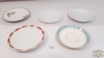 Lotes 4 pratos em porcelanas diversas., sendo 1 branco roberto simoes, 2 reener, 1 tuscan. Medidas: maior 15cm  diâmetro menor 14cm  diâmetro.