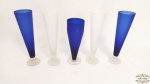 5 tulipas para Chopp em vidro f azul cobalto fosqueado.Medidas 24cm altura grande e 20cm altura menor