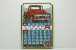 Placa calendario decorativa metalica policromada FORD caminhonete. Med. 38x27 cm.