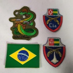 Lote com 04 PATCHES militares do Brasil. Detalhe para o protótipo do Emblema da COBRA VAI FUMAR feito por WALT DISNEY.