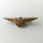 MILITARIA - Miniatura do brevê de aviador para uso em trajes civis. Mede 3,5cm.