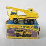 Brinquedo antigo - Matchbox Dodge crane truck - Caminhão guindaste - Fabricado na Inglaterra. as rodas giram livres. 