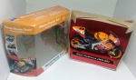 Moto Repsol Honda RC 21 2V  Dani Pedrosa  escala 1:12  na embalagem  sem manuseio  caixacom sinais pelo armazenamento.