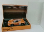 McLaren M8A  Denny Hulme  escala 1:43  na embalagem  íntegra  item de coleção.