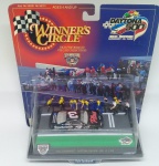 Dale Earnhardt  Daytona 500 win  Feb. 15, 1998  na cartela  íntegra - item de coleção  cartelacom amassados nas bordas.