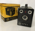 Camera KAPSA 1950 - caixa de plástico 6x9 cm - 3 posições de foco - saída de flash, acompanha capa original e caixa