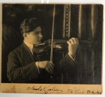 Foto Mischa Elman 1916 -  famoso Violinista Russo revelação, tocou com Enrico Caruso. Assinada por Fitz Gerald - Assinatura atribuida - medidas 24x21