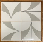 Quadro de cerâmica emoldurado, medindo: 32 cm x 32 cm