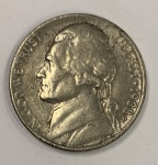Coleção, moeda de prata, ano 1988, "In God We Trust", Five Cents, peso: 4.9 gramas, e 2 cm diâmetro.