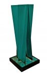 Franz WEISSMANN (1911-2005) - escultura de ferro na cor predominante verde, medindo: 1,07 m total com base  (possui marcas do tempo)