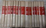 COLEÇÃO GRANDES CLÁSSICOS  DA LITERATURA - 30 VOLUMES - 333 pags aprox. cada volume  - No estado 
