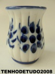 (PASSADO) Copo Porta Lapis Porcelana Monte Siao Azul E Branca. MEDINDO: 9 CM DE ALTURA x 7 CM DE DIAMETRO