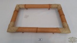 Suporte de pirex Confeccionado em Bambu  .Medidas: 38cm de comprimento 27cm de largura.