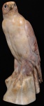 Escultura em Alabastro esculpido, representando Falcão, altura 45 cm.