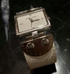 Belo relógio feminino, modelo Michael Kors. Não testado. Sem garantia.