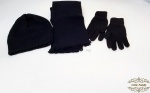 3 peças , gorro cachecol e luva cor preta. em trico ; Composiçao acrilica 100%. tamanho P/M