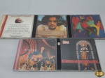 Lote de 5 CD's Originais. Composto por títulos nacionais e internacionais tais como: The Rolling Stones, Rita Lee, Caetano Veloso, etc.