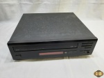 Aparelho da Yamaha, leitor de CD, CDV, LD PLAYER, modelo CDV-1700, 120v60Hz - 35w.