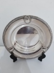 Bowl de prata 90 rico em detalhes em alto relevo, sem marca aparente de fabricante. Em muito bom estado de conservação. Aproximadamente 20 cm.