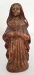Santa Popular antiga de madeira com policromia, 15 cm de altura.