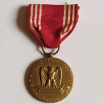 MILITARIA - Medalha Americana de BOA CONDUTA - Segunda Guerra Mundial - com fita.