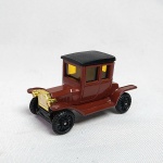 Ford Model T Carrinho miniatura diecast escala 1/60 fabricado no Japão pela Tomica. As rodas giram livre. Mede aproximadamente 6cm