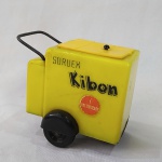 Promocional - Carrinho de sorvete da Kibon antigo, fabricado no Brasil pela Hevea, as rodas giram livremente. A tampa não é desse modelo.