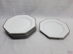 Jogo de 6 pratos rasos de mesa em porcelana Schmidt facetada, friso prata. Medindo 28,5cm de diâmetro.