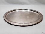 Bandeja travessa oval rasa em prata 90. Medindo 43cm x 32cm.