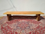 Banco rustico em madeira maciça. boa condições. Medidas: 40 cm de altura, 170 cm comprimento, 40 cm de largura.( retirada das peças em Petrópolis correas ).