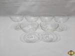 Jogo de 6 taças abertas em vidro lapidado. Medindo 9,5cm de altura.