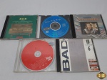 Lote de 5 cds originais diversos, composto de Rita Lee, Bach, etc.