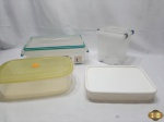 Lote de 4 caixas organizadora em plástico. Medindo a maior 40cm x 26,5cm x 12cm de altura.