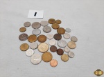 Lote de moedas diversas para colecionador.