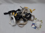 Lote com diversos cabos conectores.