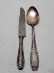 Lote composto de colher de arroz e facão em prata 90 Eberle. Medindo o facão 27,5cm de comprimento.