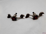 2 Puxadores Na Forma De Botão De Rosa Em Metal. MEDINDO:10CM DE COMPRIMENTO