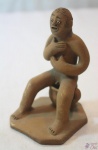 (VENDA) Escultura Em Terracota Ze Caboclo Filho. MEDINDO 10CM DE ALTURA.