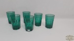 Jogo de 6 copos longos para agua em vidro verde. Medida 12 cm de altura