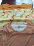 Lote de 3 camisas femininas. Sendo 1 de linha e 2 em tecido sintético tamanho G