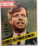 Revista O CRUZEIRO Nº 30 - `A Morte na Família Kennedy` ` - 22/07/1969 - No estado - Pequeno rasgo na capa final.