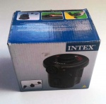 Máquina de inflar INTEX A PILHA NA CAIXA.