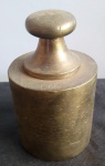 Antigo peso de balança de 5kg. Ótimo estado. (Al165) Estes itens  se encontram em Lavras -MG.