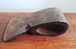 Antigo machado com marcas de uso. Sem cabo. Comprimento 15cm. (Al170) Estes itens  se encontram em Lavras -MG.