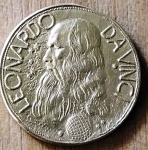 Medalha em metal dourado - Leonardo da Vinci. (Fk)