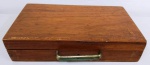 Antiga caixa em madeira nobre sem a chave