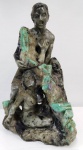 Sensacional Escultura em Biotita de Esmeralda com diversas pedras grandes de esmeraldas naturais aparentes , ricamente esculpida em detalhes com  2 mulheres e um homem. Peça de cotação internacional . Belíssima peça. Mede:46 x 30 cm  e Pesa:   15 Kg