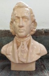 Busto de Mozart em porcelana bege . Mede: 27 cm 